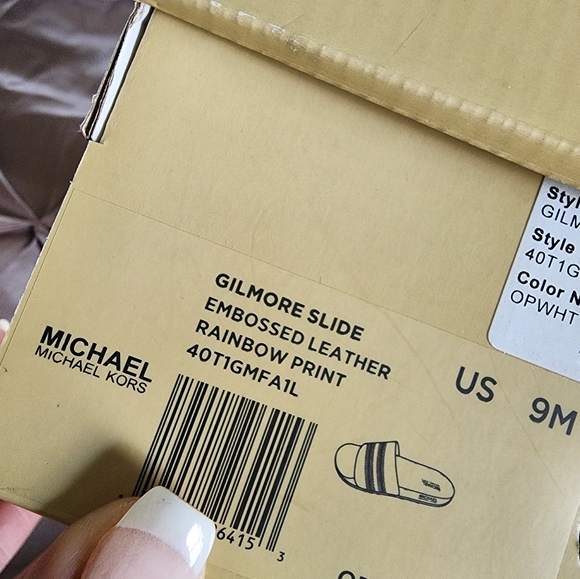 Michael Kors Slides - Picture 5 of 5